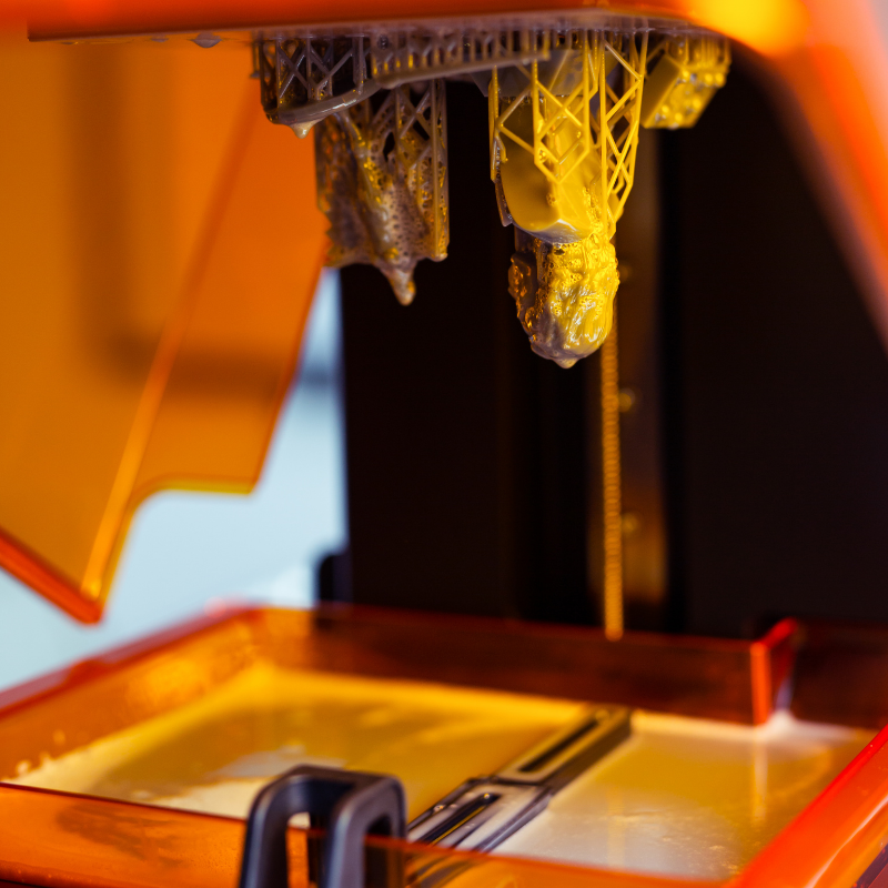 3d printer with a resin tray